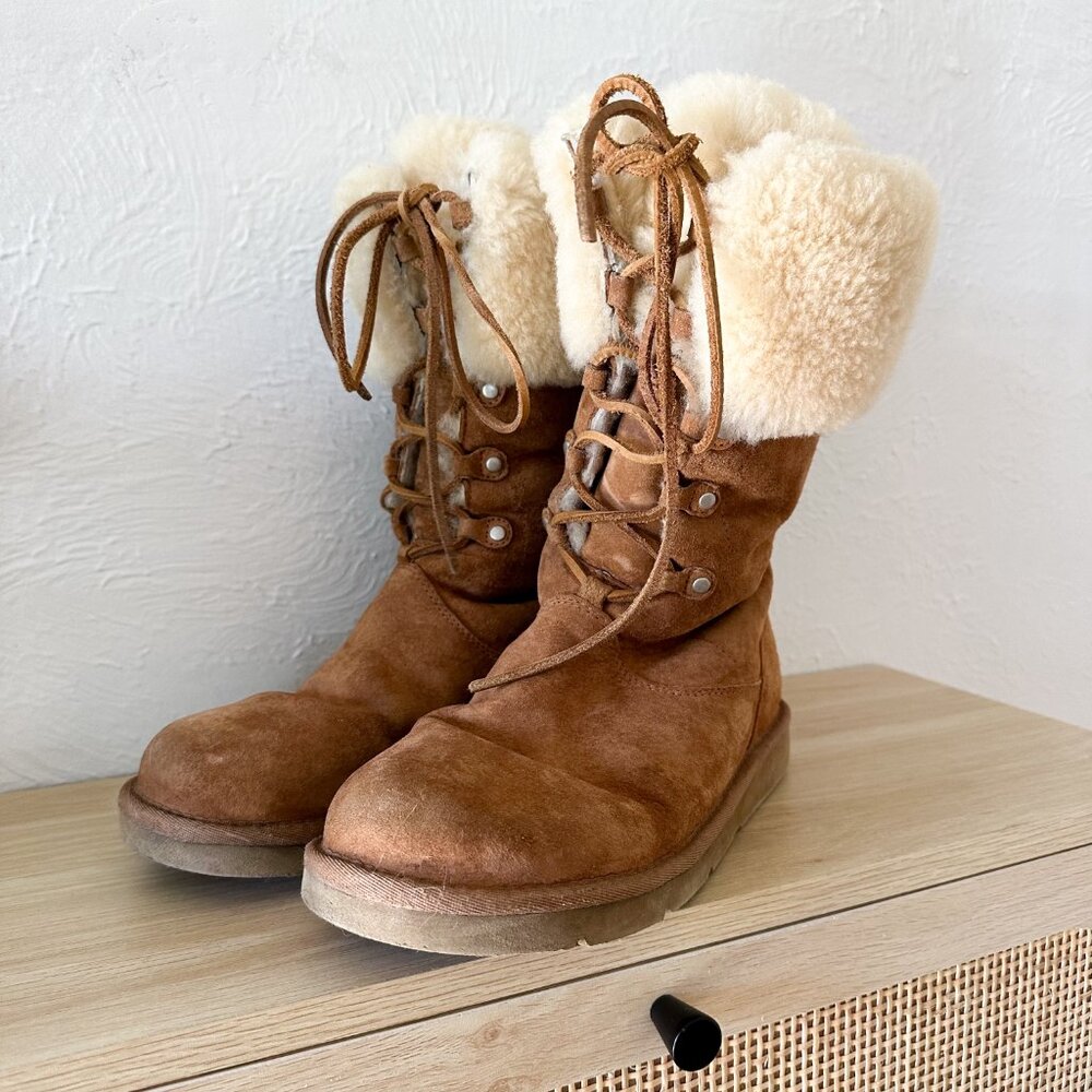 UGG | Australia Montclair Cuffed‎ Suede Sheepskin Lace-Up Boots in Chestnut - Picture 3 of 10
